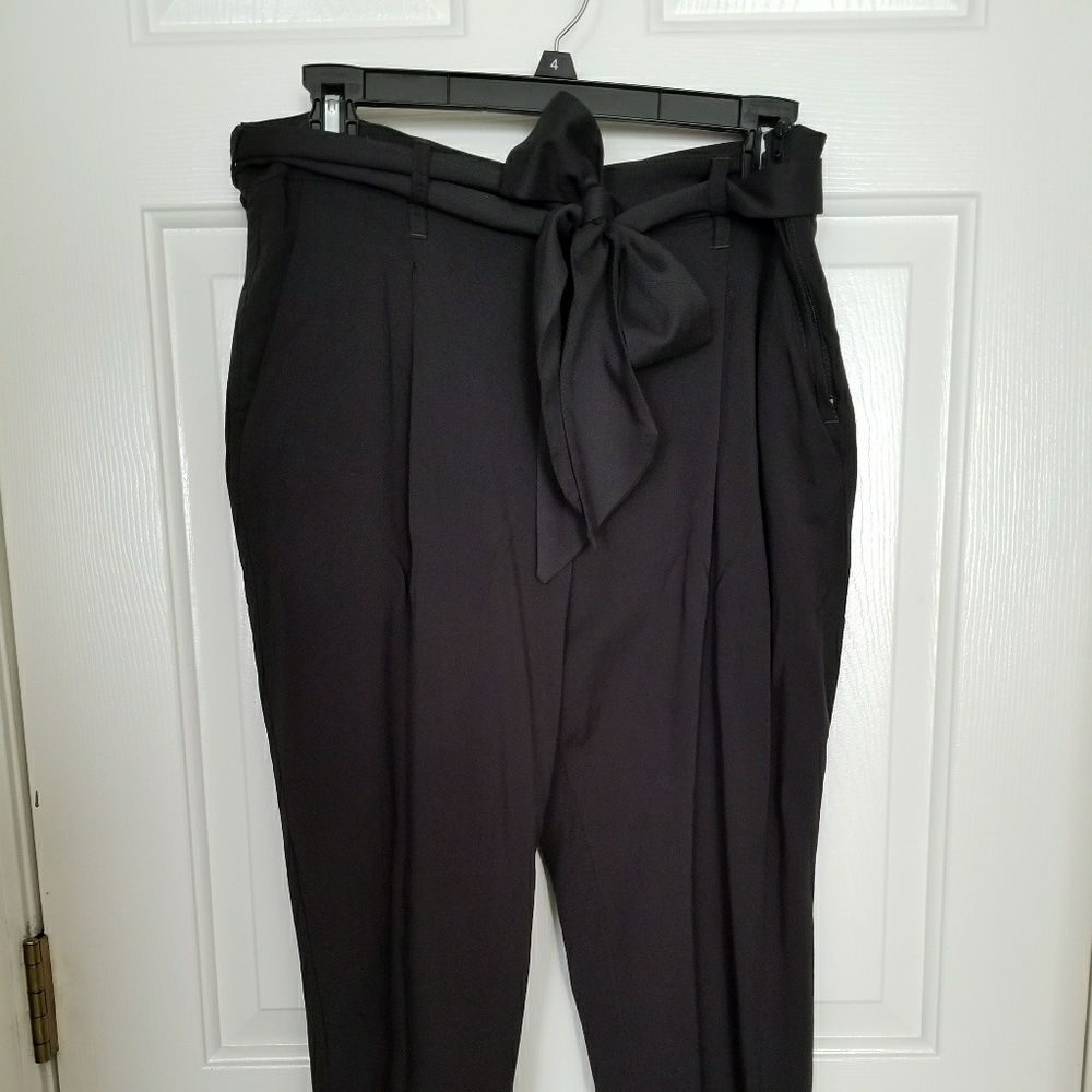 H&M  High waisted pants.